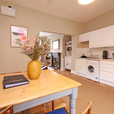 Fifth Quarter With Free Parking *