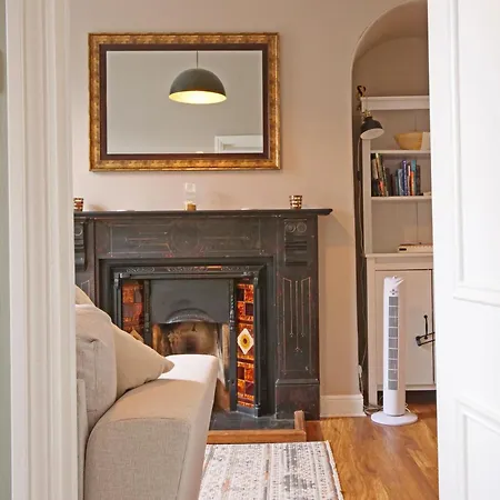 Fifth Quarter With Free Parking Apartamento *