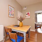 Fifth Quarter With Free Parking Appartement *